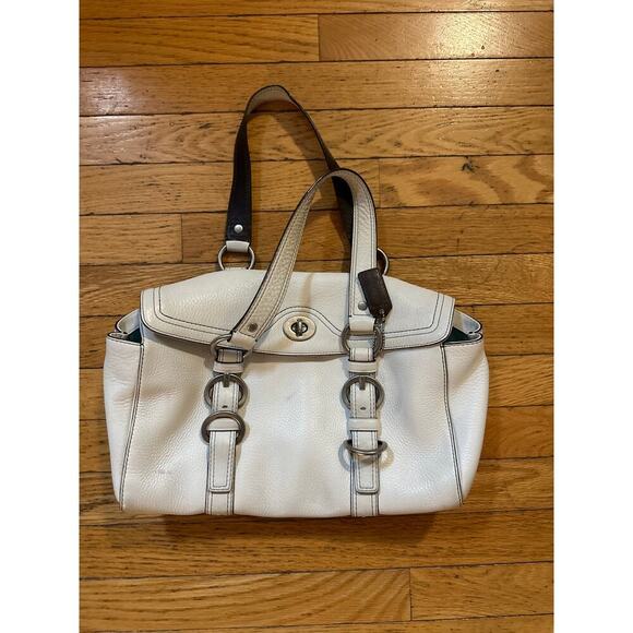 Coach Handbags - Vintage White Coach Purse Shoulder Bag